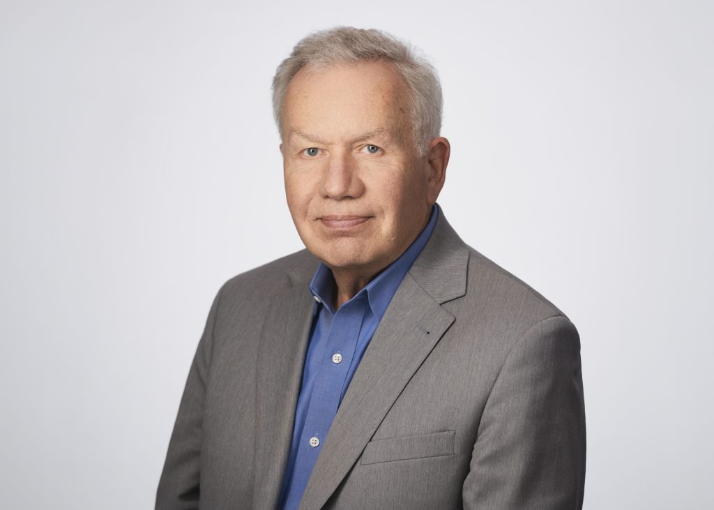 IStructE Awards Glenn Bell the 2025 Gold Medal for Outstanding Contributions to Structural Engineering